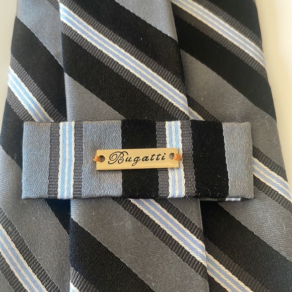 Bugatti Black Grey and White Striped Men’s Formal Silk Tie - Picture 5 of 8